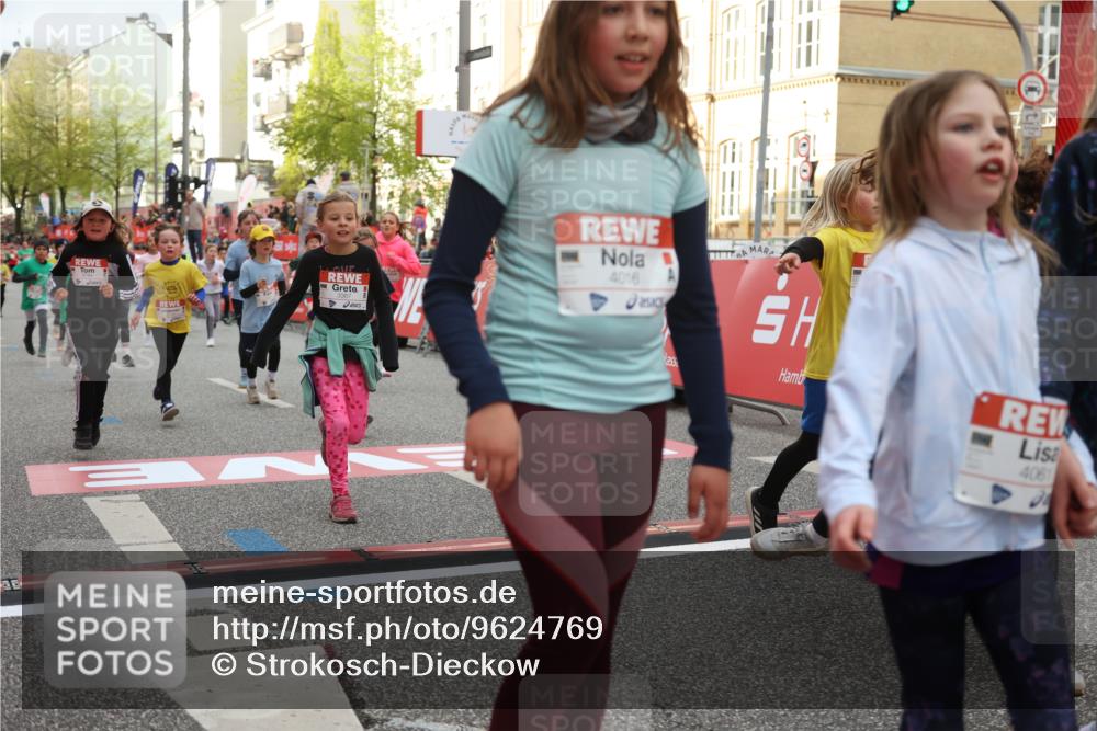 25.04.2026 - Das Zehntel Strokosch-Dieckow http://msf.ph/oto/9624769 25.04.2026 08:57:19 Ziel 1152, 1204, 1206, 1262, 1561, 1691, 1713, 1804, 1854, 2270, 2294, 2336, 2708, 2715, 2778, 2858, 2860, 2862, 3367, 3375, 3393, 3439, 3453, 3688, 3784, 4016, 4061, 4062 meine-sportfotos.de
