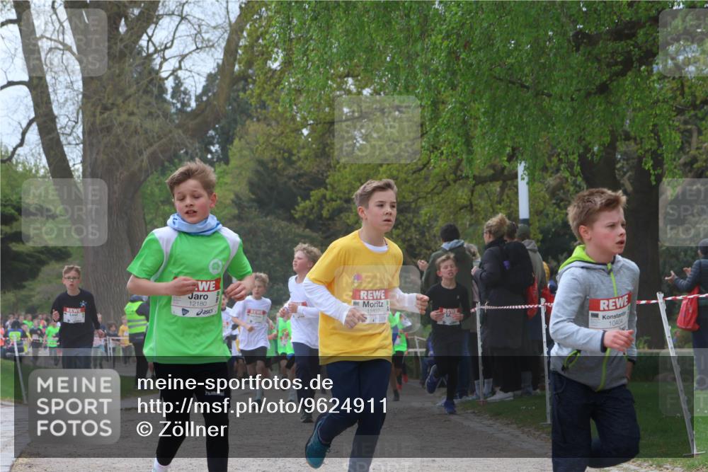 25.04.2026 - Das Zehntel Zöllner http://msf.ph/oto/9624911 25.04.2026 11:40:27 Laufen 12180, 11837, 10404 meine-sportfotos.de