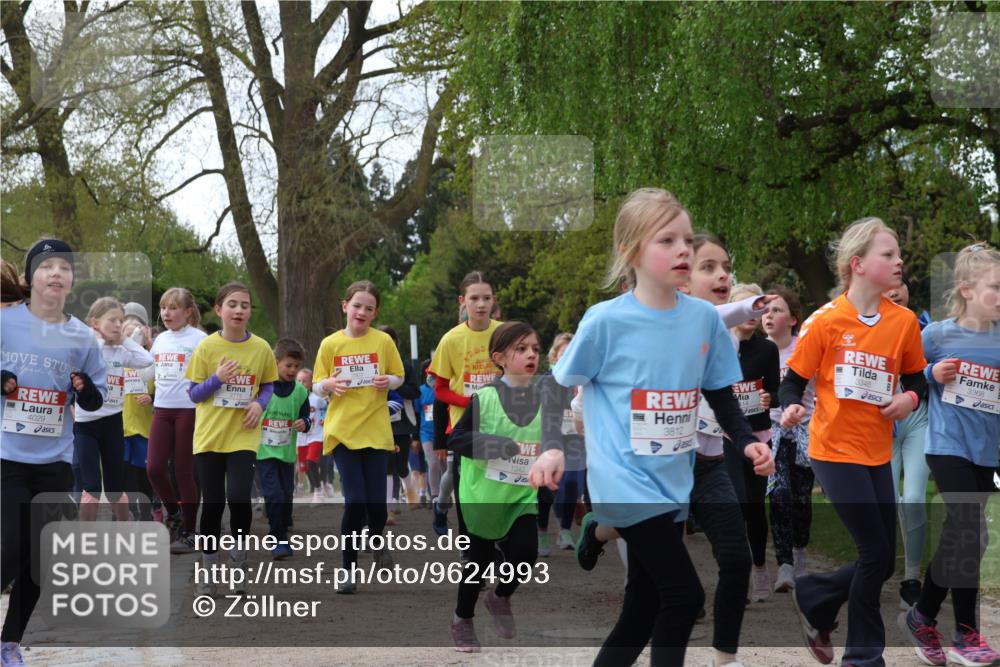 25.04.2026 - Das Zehntel Zöllner http://msf.ph/oto/9624993 25.04.2026 07:44:00 Laufen 4029, 1340, 3812, 3346, 3368 meine-sportfotos.de