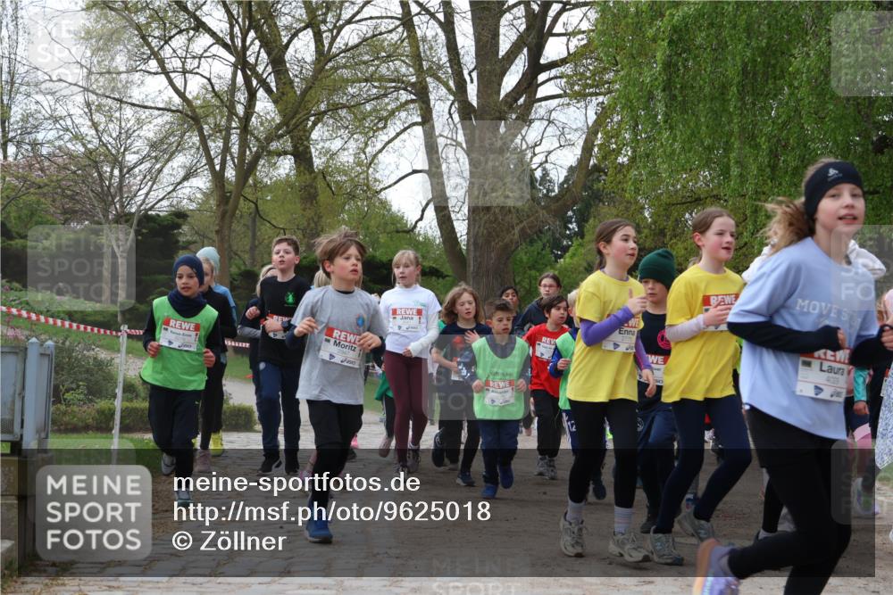 25.04.2026 - Das Zehntel Zöllner http://msf.ph/oto/9625018 25.04.2026 07:44:02 Laufen 4029 meine-sportfotos.de