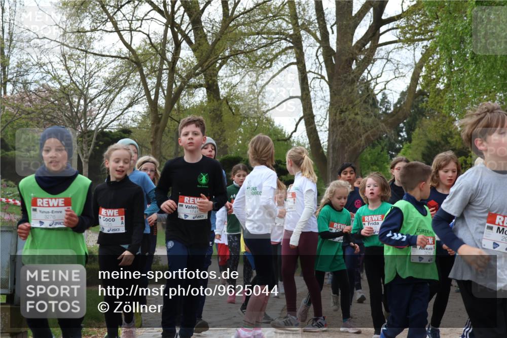 25.04.2026 - Das Zehntel Zöllner http://msf.ph/oto/9625044 25.04.2026 07:44:03 Laufen 3276, 1725, 1741, 15, 328, 20, 29 meine-sportfotos.de