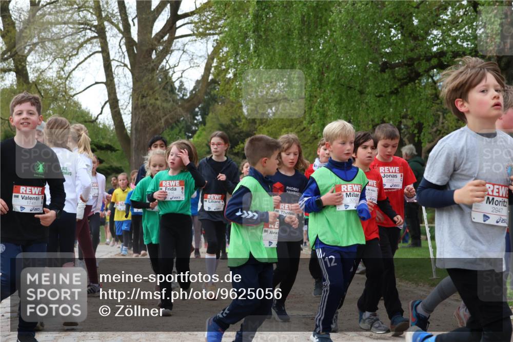 25.04.2026 - Das Zehntel Zöllner http://msf.ph/oto/9625056 25.04.2026 07:44:04 Laufen 1741, 2416, 3297, 2553, 2583, 2947, 32, 12 meine-sportfotos.de