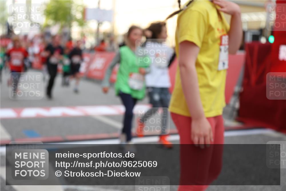 25.04.2026 - Das Zehntel Strokosch-Dieckow http://msf.ph/oto/9625069 25.04.2026 08:57:34 Ziel 1280, 1299, 1318, 1557, 1563, 1814, 2247, 2274, 2393, 2435, 2512, 2522, 2563, 2799, 2805, 2816, 2835, 2970, 2979, 3047, 3068, 3274, 3556, 3566, 4071 meine-sportfotos.de
