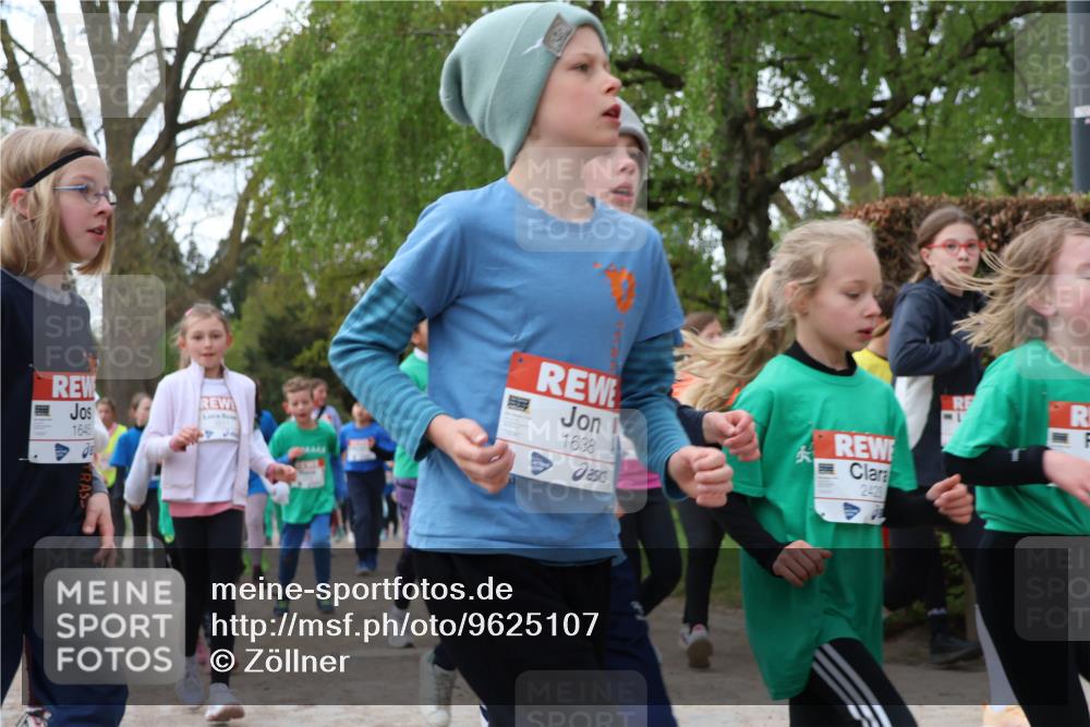 25.04.2026 - Das Zehntel Zöllner http://msf.ph/oto/9625107 25.04.2026 07:44:06 Laufen 1645, 1638, 2428 meine-sportfotos.de