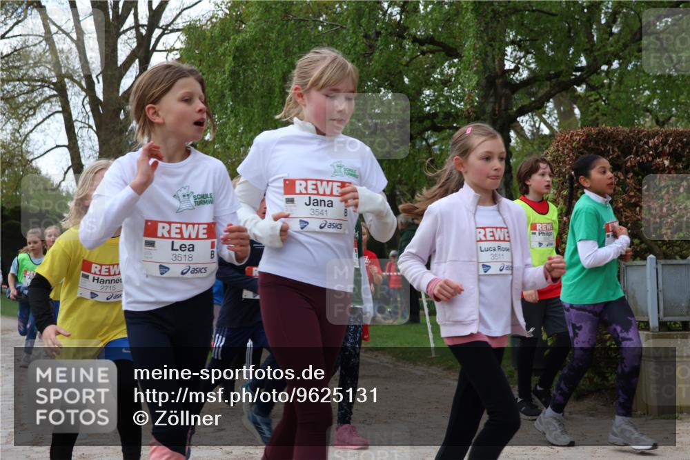 25.04.2026 - Das Zehntel Zöllner http://msf.ph/oto/9625131 25.04.2026 07:44:08 Laufen 2715, 3541, 3518, 3511 meine-sportfotos.de
