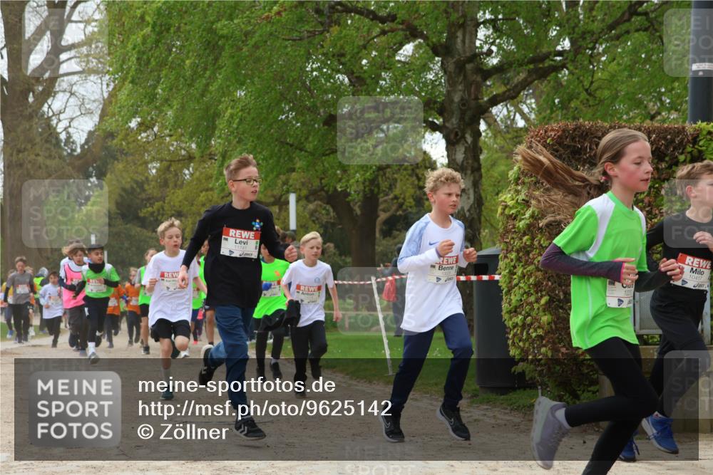 25.04.2026 - Das Zehntel Zöllner http://msf.ph/oto/9625142 25.04.2026 11:40:31 Laufen 11741, 13029, 10417 meine-sportfotos.de