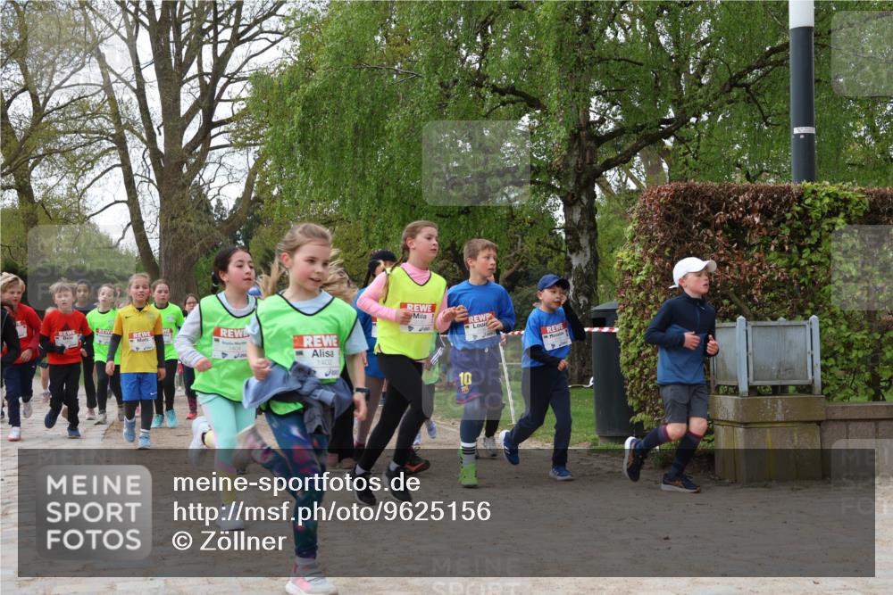 25.04.2026 - Das Zehntel Zöllner http://msf.ph/oto/9625156 25.04.2026 07:44:10 Laufen 1402, 10 meine-sportfotos.de