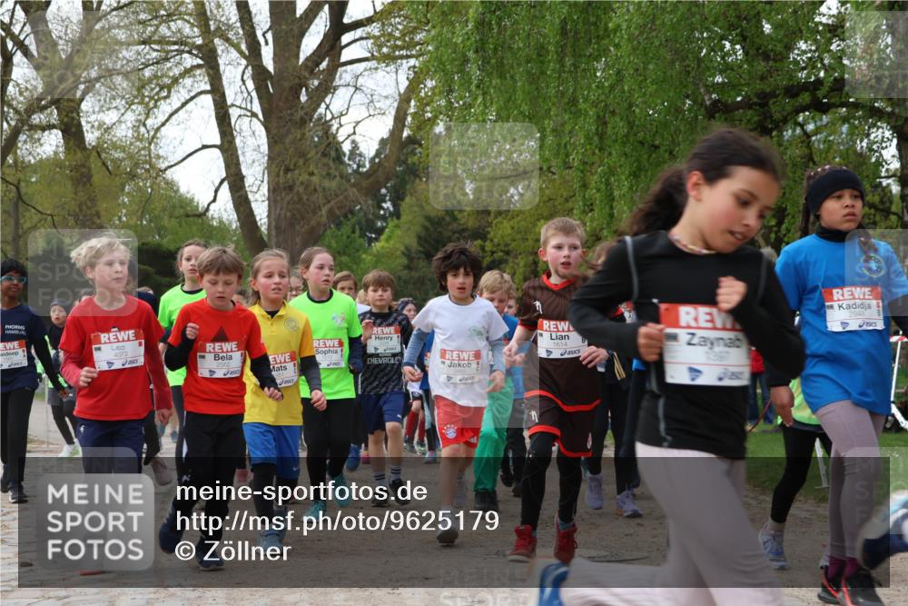 25.04.2026 - Das Zehntel Zöllner http://msf.ph/oto/9625179 25.04.2026 07:44:11 Laufen 4072, 2562, 951, 1614, 2948 meine-sportfotos.de