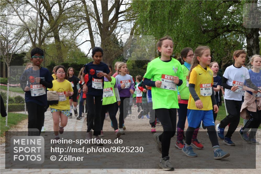 25.04.2026 - Das Zehntel Zöllner http://msf.ph/oto/9625230 25.04.2026 07:44:14 Laufen 1880, 2717, 1863, 1513, 1951 meine-sportfotos.de