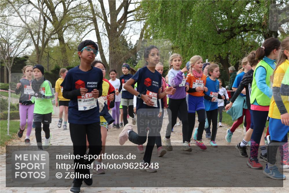 25.04.2026 - Das Zehntel Zöllner http://msf.ph/oto/9625248 25.04.2026 07:44:15 Laufen 1880, 1863 meine-sportfotos.de