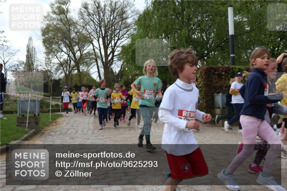 25.04.2026 - Das Zehntel Zöllner http://msf.ph/oto/9625293 25.04.2026 07:44:21 Laufen  meine-sportfotos.de
