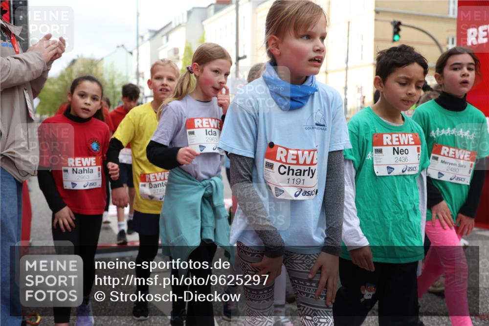 25.04.2026 - Das Zehntel Strokosch-Dieckow http://msf.ph/oto/9625297 25.04.2026 08:57:51 Ziel 1088, 1189, 1191, 1192, 1196, 1292, 1468, 1747, 2038, 2070, 2073, 2405, 2436, 2444, 2446, 2479, 2480, 2486, 2523, 2621, 2664, 2749, 2941, 2953, 2963, 3195, 3211, 3254, 3444, 3515, 3884, 3887, 3966, 3972, 4033, 4034 meine-sportfotos.de