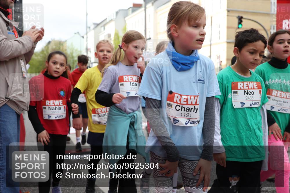 25.04.2026 - Das Zehntel Strokosch-Dieckow http://msf.ph/oto/9625304 25.04.2026 08:57:51 Ziel 1088, 1189, 1191, 1192, 1196, 1292, 1468, 1747, 2038, 2070, 2073, 2405, 2436, 2444, 2446, 2479, 2480, 2486, 2523, 2621, 2664, 2749, 2941, 2953, 2963, 3195, 3211, 3254, 3444, 3515, 3884, 3887, 3966, 3972, 4033, 4034 meine-sportfotos.de