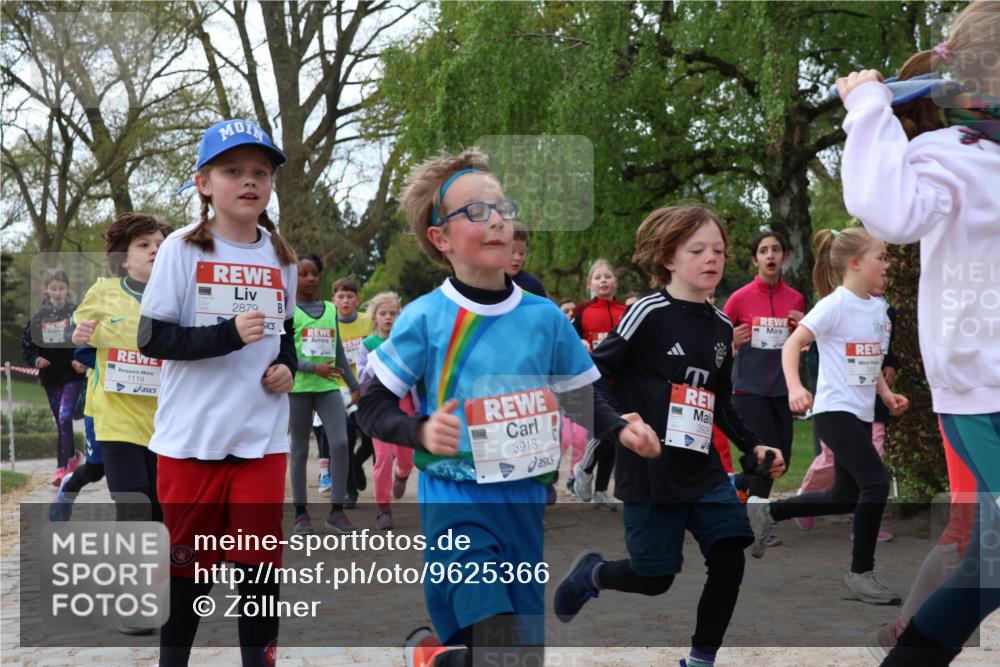 25.04.2026 - Das Zehntel Zöllner http://msf.ph/oto/9625366 25.04.2026 07:44:26 Laufen 1119, 2879, 3918, 3928 meine-sportfotos.de