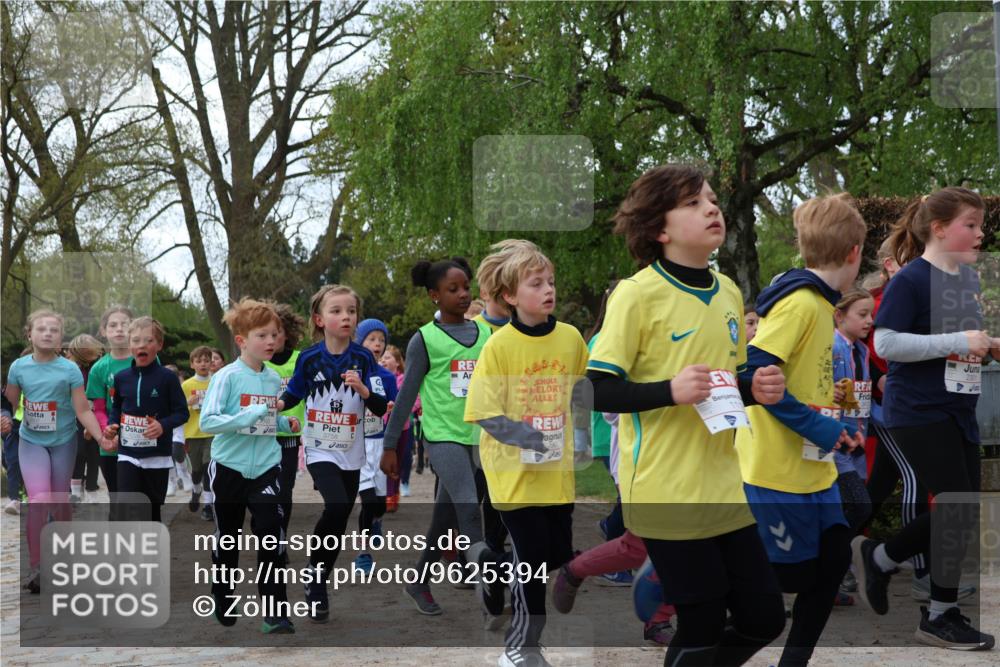 25.04.2026 - Das Zehntel Zöllner http://msf.ph/oto/9625394 25.04.2026 07:44:27 Laufen 3758, 790 meine-sportfotos.de