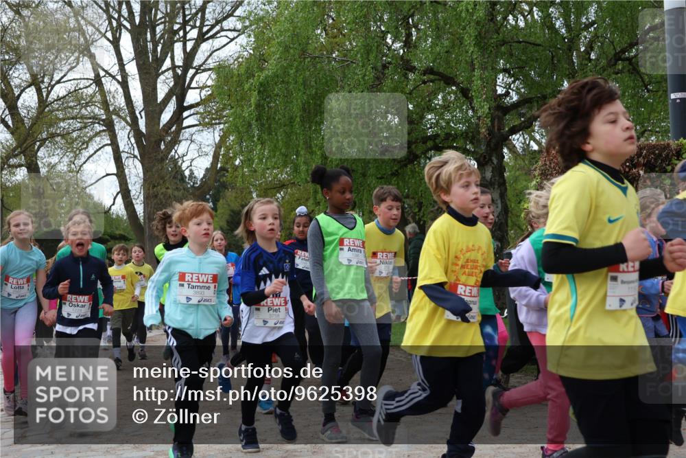 25.04.2026 - Das Zehntel Zöllner http://msf.ph/oto/9625398 25.04.2026 07:44:28 Laufen 10, 3893, 3758 meine-sportfotos.de