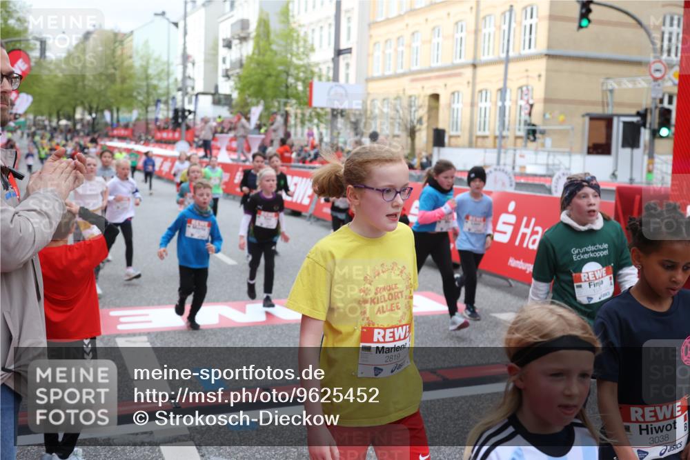 25.04.2026 - Das Zehntel Strokosch-Dieckow http://msf.ph/oto/9625452 25.04.2026 08:58:07 Ziel 1182, 1339, 1725, 1741, 1748, 1924, 1946, 1965, 1986, 1991, 2165, 2258, 2538, 2550, 2753, 2755, 2819, 2917, 2920, 2921, 3038, 3064, 3226, 3256, 3456, 3581, 3666, 3730, 3755, 3938, 4056 meine-sportfotos.de