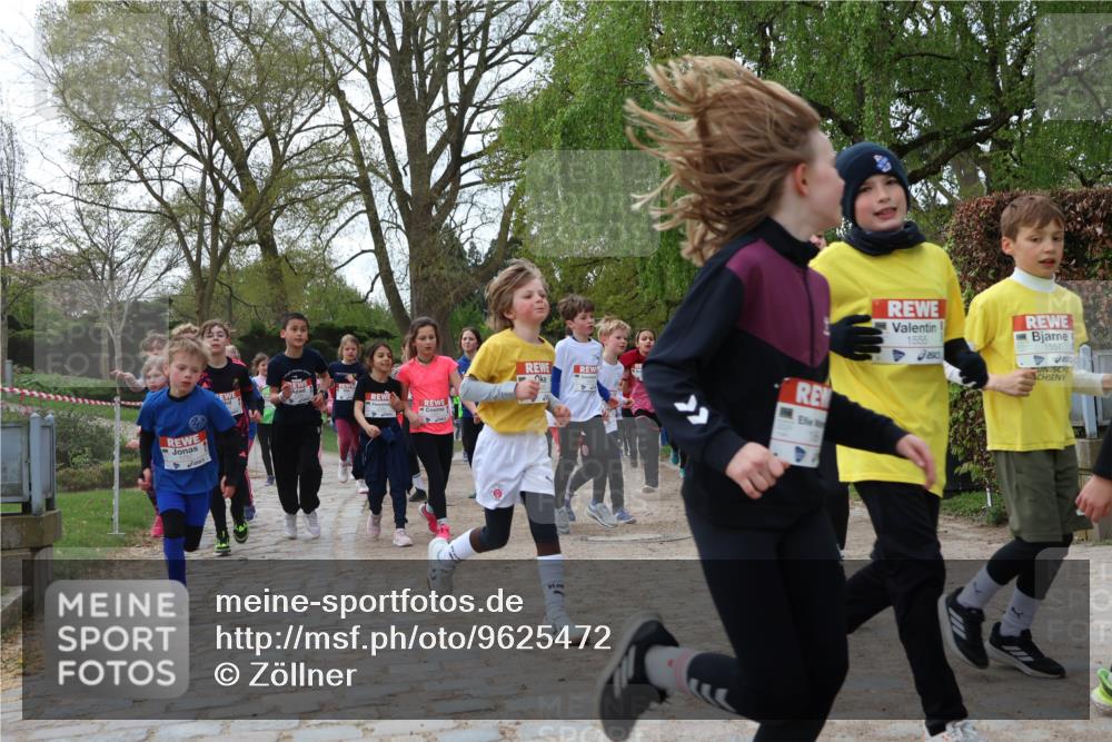 25.04.2026 - Das Zehntel Zöllner http://msf.ph/oto/9625472 25.04.2026 07:44:31 Laufen 1555, 1557 meine-sportfotos.de
