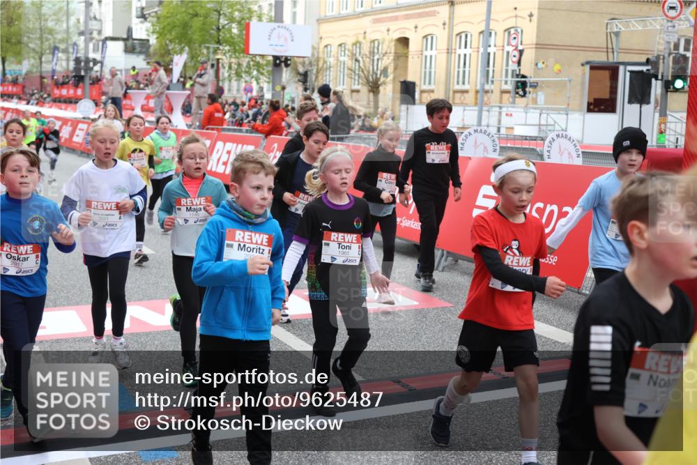 25.04.2026 - Das Zehntel Strokosch-Dieckow http://msf.ph/oto/9625487 25.04.2026 08:58:08 Ziel 1339, 1725, 1741, 1748, 1924, 1946, 1965, 1986, 1991, 2028, 2165, 2258, 2311, 2538, 2550, 2819, 2917, 2920, 2921, 3038, 3064, 3226, 3256, 3456, 3581, 3666, 3755, 3938, 4056 meine-sportfotos.de