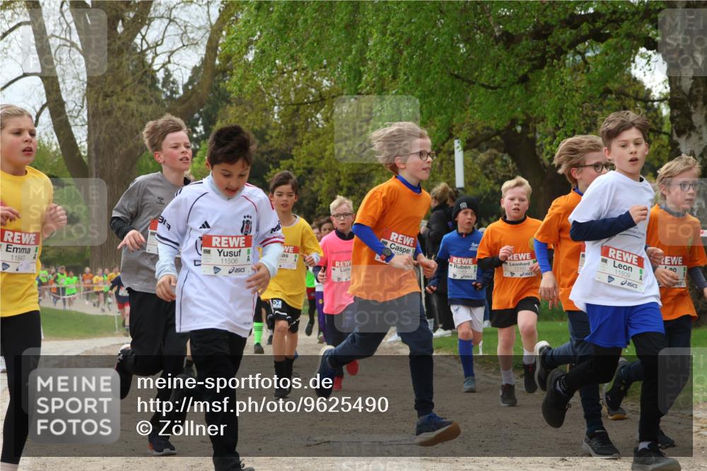 25.04.2026 - Das Zehntel Zöllner http://msf.ph/oto/9625490 25.04.2026 11:40:37 Laufen 11840, 11506, 4, 11509, 100 meine-sportfotos.de