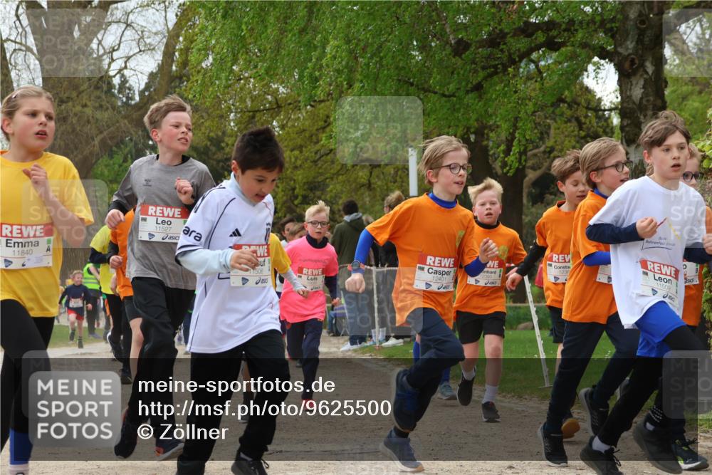 25.04.2026 - Das Zehntel Zöllner http://msf.ph/oto/9625500 25.04.2026 11:40:37 Laufen 11840, 11527, 17506, 12401, 1238, 11509, 12393 meine-sportfotos.de