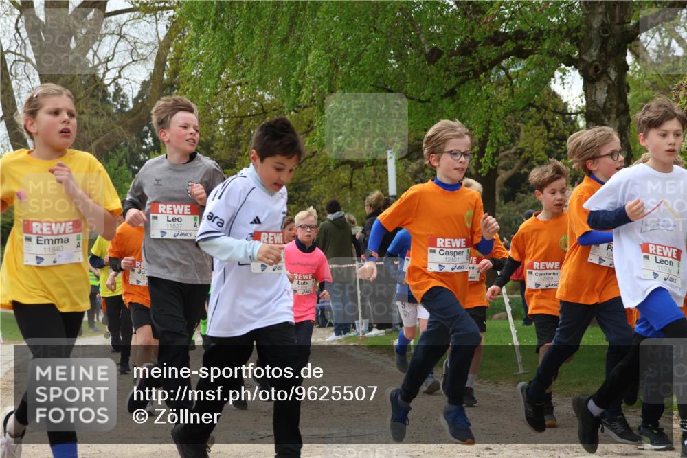 25.04.2026 - Das Zehntel Zöllner http://msf.ph/oto/9625507 25.04.2026 11:40:37 Laufen 11840, 11527, 10093, 12401, 12389, 124, 11509 meine-sportfotos.de