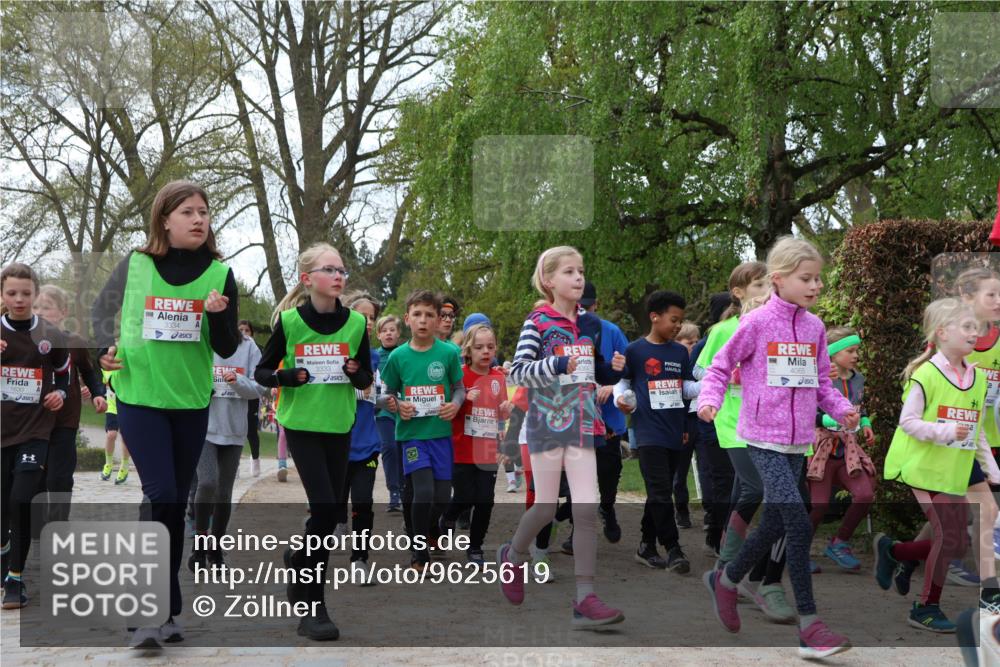 25.04.2026 - Das Zehntel Zöllner http://msf.ph/oto/9625619 25.04.2026 07:44:41 Laufen 3334, 3333, 4064, 4065 meine-sportfotos.de