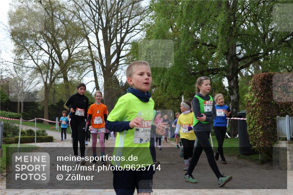 25.04.2026 - Das Zehntel Zöllner http://msf.ph/oto/9625714 25.04.2026 07:44:46 Laufen 3988 meine-sportfotos.de