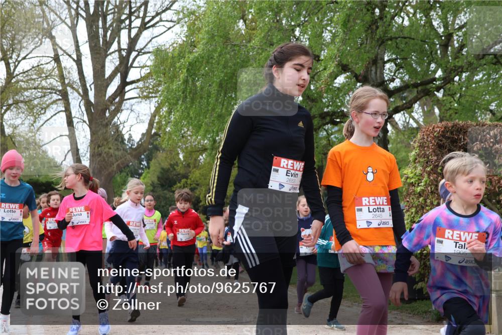 25.04.2026 - Das Zehntel Zöllner http://msf.ph/oto/9625767 25.04.2026 07:44:49 Laufen 2653, 2645, 1905 meine-sportfotos.de
