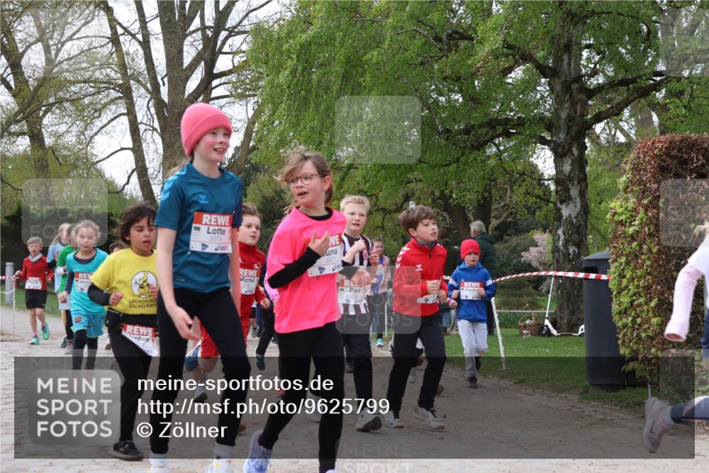 25.04.2026 - Das Zehntel Zöllner http://msf.ph/oto/9625799 25.04.2026 07:44:50 Laufen 3374, 3371, 1066 meine-sportfotos.de