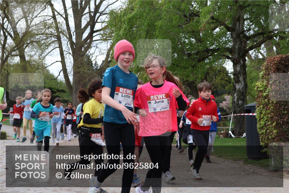 25.04.2026 - Das Zehntel Zöllner http://msf.ph/oto/9625804 25.04.2026 07:44:51 Laufen 3374, 3371 meine-sportfotos.de