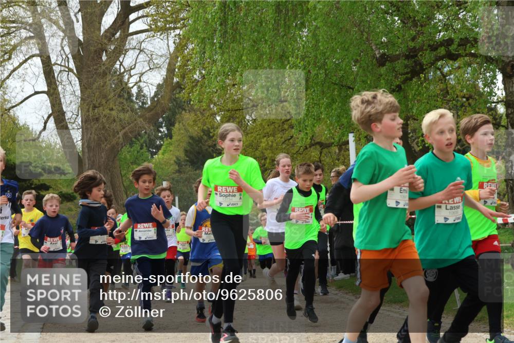 25.04.2026 - Das Zehntel Zöllner http://msf.ph/oto/9625806 25.04.2026 11:40:42 Laufen 12734, 1064, 10639, 2850 meine-sportfotos.de