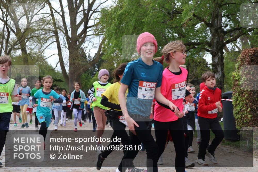 25.04.2026 - Das Zehntel Zöllner http://msf.ph/oto/9625810 25.04.2026 07:44:51 Laufen 205, 3374, 3371 meine-sportfotos.de