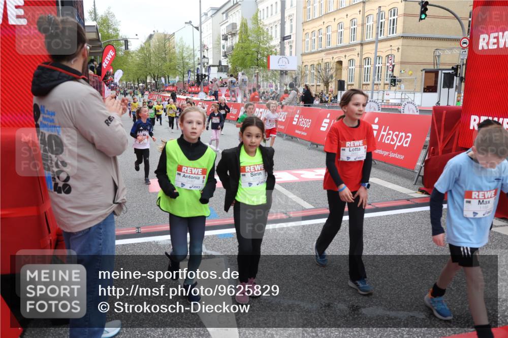 25.04.2026 - Das Zehntel Strokosch-Dieckow http://msf.ph/oto/9625829 25.04.2026 08:58:19 Ziel 1075, 1188, 1668, 1896, 2205, 2477, 2662, 2908, 3187, 3473, 3499, 3591, 3705, 3758 meine-sportfotos.de