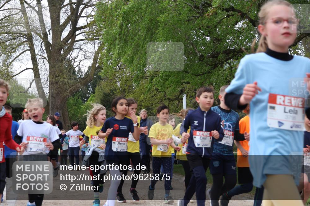 25.04.2026 - Das Zehntel Zöllner http://msf.ph/oto/9625875 25.04.2026 07:44:55 Laufen 3499, 1839, 379, 3891 meine-sportfotos.de