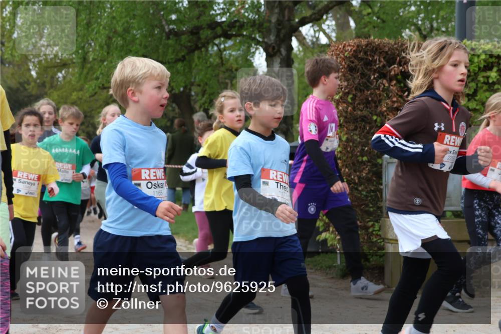 25.04.2026 - Das Zehntel Zöllner http://msf.ph/oto/9625925 25.04.2026 07:45:09 Laufen 1165, 1177, 2256 meine-sportfotos.de