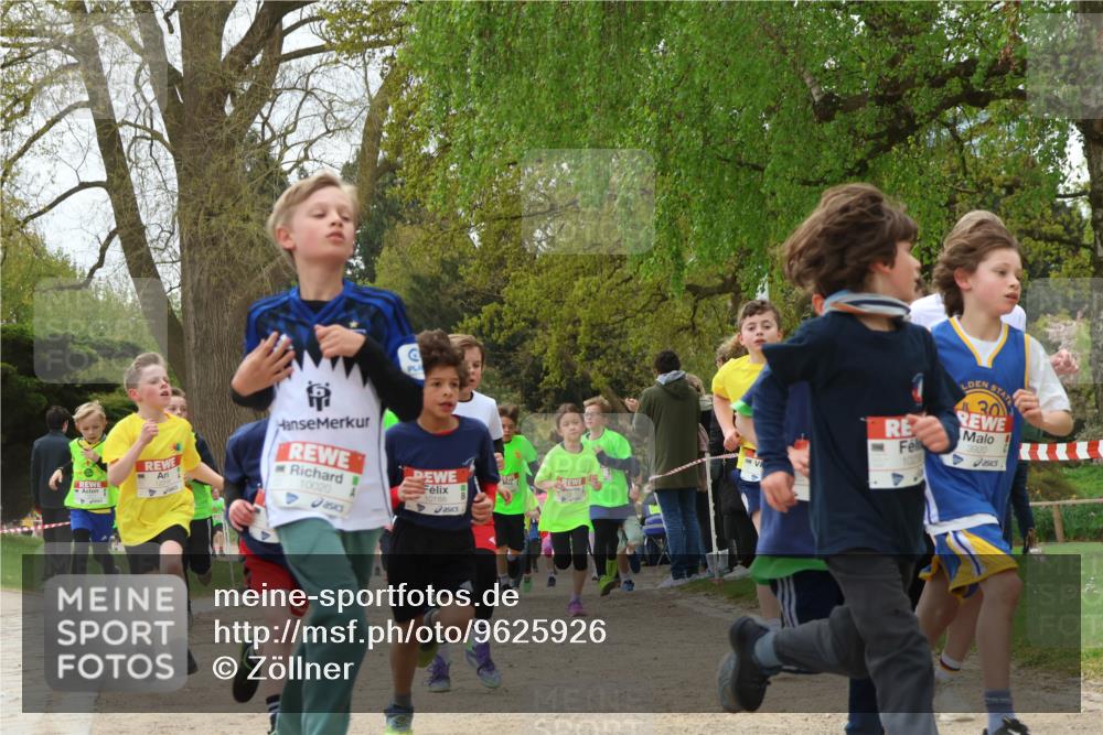 25.04.2026 - Das Zehntel Zöllner http://msf.ph/oto/9625926 25.04.2026 11:40:43 Laufen 10020, 10188, 1025, 30, 3920 meine-sportfotos.de