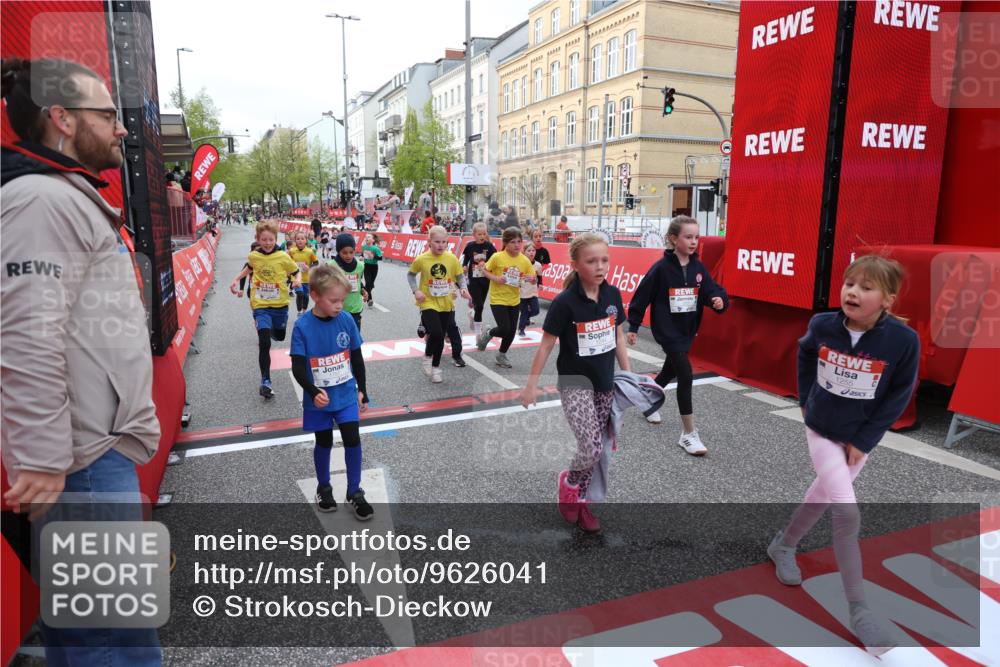 25.04.2026 - Das Zehntel Strokosch-Dieckow http://msf.ph/oto/9626041 25.04.2026 08:58:23 Ziel 1244, 1255, 1571, 1588, 1668, 1673, 1757, 1938, 1951, 1967, 1972, 2185, 2205, 2216, 2416, 2662, 2773, 2790, 3187, 3276, 3473, 3499, 3591, 3705, 3758, 3795, 3855, 3898 meine-sportfotos.de