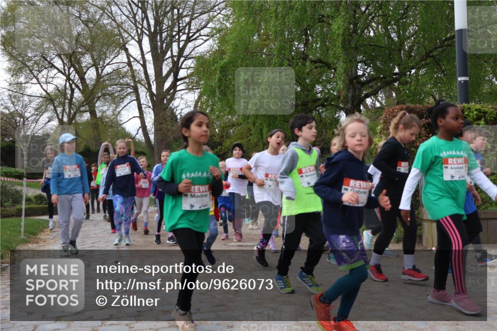 25.04.2026 - Das Zehntel Zöllner http://msf.ph/oto/9626073 25.04.2026 07:45:36 Laufen 44444, 2379 meine-sportfotos.de