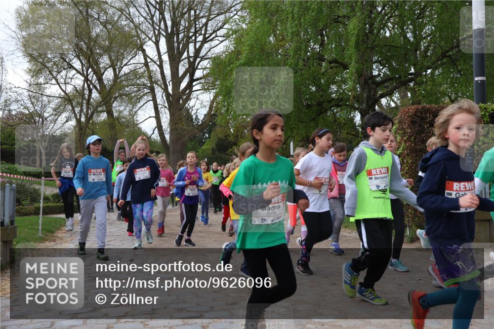25.04.2026 - Das Zehntel Zöllner http://msf.ph/oto/9626096 25.04.2026 07:45:37 Laufen 1093, 2379 meine-sportfotos.de