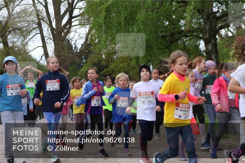 25.04.2026 - Das Zehntel Zöllner http://msf.ph/oto/9626138 25.04.2026 07:45:37 Laufen 3790, 1293, 4, 2099, 3679, 3824 meine-sportfotos.de