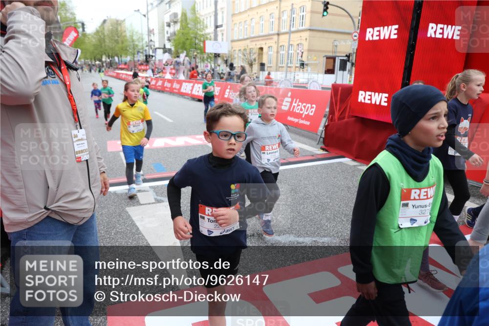 25.04.2026 - Das Zehntel Strokosch-Dieckow http://msf.ph/oto/9626147 25.04.2026 08:58:26 Ziel 1244, 1255, 1455, 1571, 1588, 1668, 1673, 1757, 1938, 1951, 1967, 1972, 2185, 2216, 2288, 2289, 2416, 2423, 2428, 2773, 2790, 2853, 3160, 3276, 3473, 3499, 3591, 3758, 3795, 3846, 3855, 3898 meine-sportfotos.de