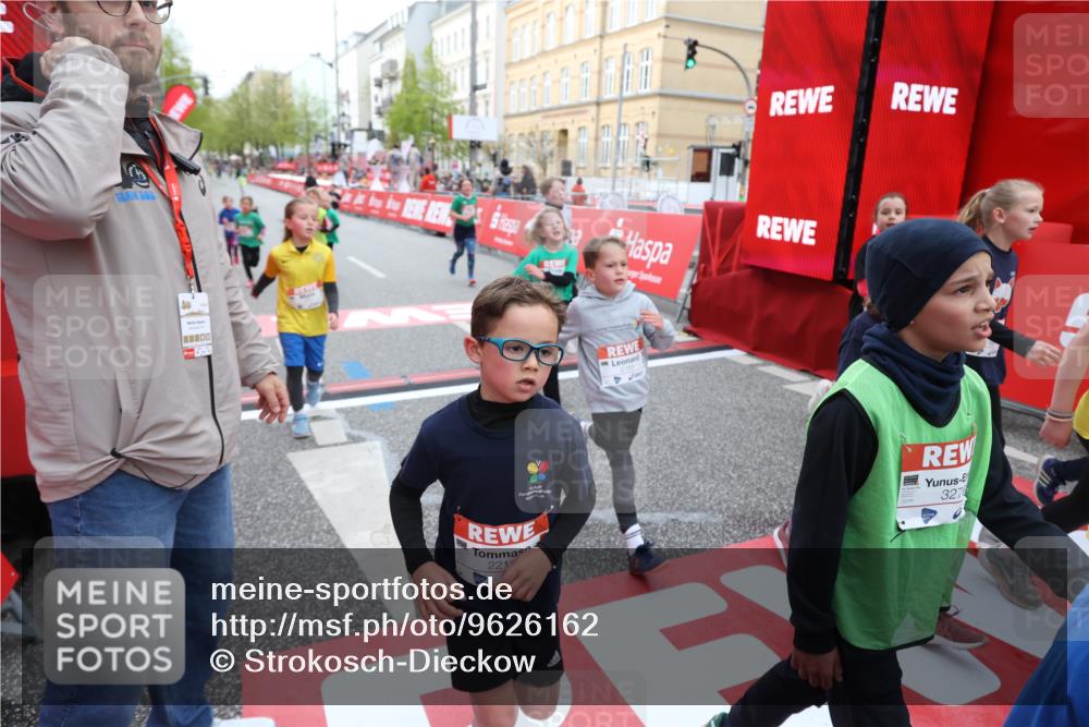 25.04.2026 - Das Zehntel Strokosch-Dieckow http://msf.ph/oto/9626162 25.04.2026 08:58:26 Ziel 1244, 1255, 1455, 1571, 1588, 1668, 1673, 1757, 1938, 1951, 1967, 1972, 2185, 2216, 2288, 2289, 2416, 2423, 2428, 2773, 2790, 2853, 3160, 3276, 3473, 3499, 3591, 3758, 3795, 3846, 3855, 3898 meine-sportfotos.de