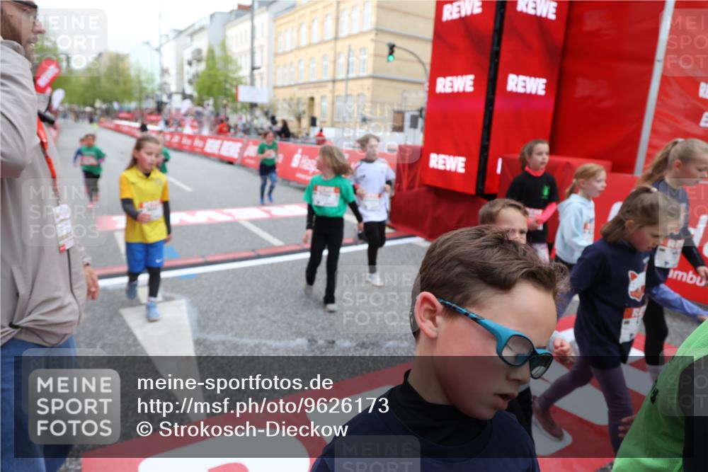 25.04.2026 - Das Zehntel Strokosch-Dieckow http://msf.ph/oto/9626173 25.04.2026 08:58:27 Ziel 1244, 1255, 1455, 1571, 1588, 1673, 1754, 1757, 1938, 1951, 1967, 1972, 2185, 2216, 2288, 2289, 2416, 2423, 2428, 2773, 2790, 2853, 3160, 3276, 3473, 3499, 3591, 3795, 3846, 3855, 3898 meine-sportfotos.de