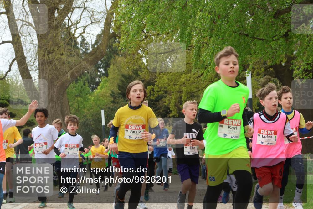 25.04.2026 - Das Zehntel Zöllner http://msf.ph/oto/9626201 25.04.2026 11:40:49 Laufen 11449, 10710, 10313, 12709, 11650 meine-sportfotos.de