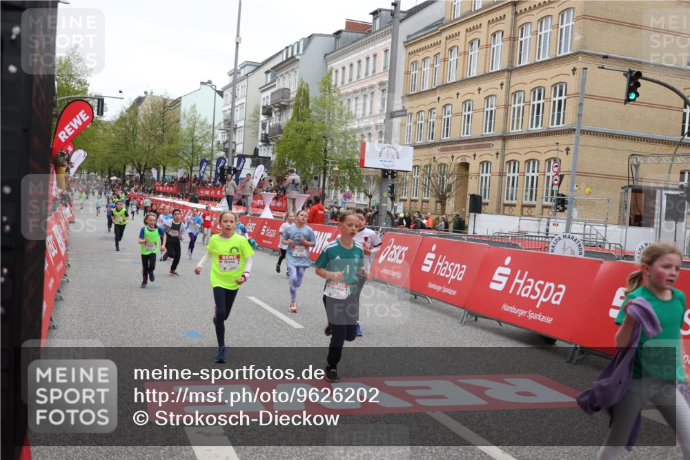 25.04.2026 - Das Zehntel Strokosch-Dieckow http://msf.ph/oto/9626202 25.04.2026 10:52:42 Ziel 6064, 6078, 6136, 6250, 6424, 6426, 7252, 7603, 7700, 7721, 7897, 7957, 7963, 8044, 8050 meine-sportfotos.de