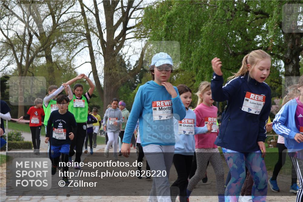 25.04.2026 - Das Zehntel Zöllner http://msf.ph/oto/9626220 25.04.2026 07:45:39 Laufen 2, 3790, 3778, 3765, 1293 meine-sportfotos.de