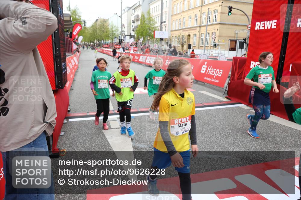 25.04.2026 - Das Zehntel Strokosch-Dieckow http://msf.ph/oto/9626228 25.04.2026 08:58:28 Ziel 1244, 1255, 1455, 1571, 1588, 1673, 1754, 1757, 1938, 1951, 1967, 1972, 2185, 2216, 2288, 2289, 2416, 2423, 2428, 2773, 2790, 2853, 3160, 3276, 3795, 3846, 3855, 3898, 4029 meine-sportfotos.de