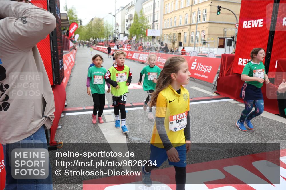 25.04.2026 - Das Zehntel Strokosch-Dieckow http://msf.ph/oto/9626234 25.04.2026 08:58:29 Ziel 1455, 1571, 1588, 1673, 1754, 1938, 1951, 1967, 1972, 2185, 2216, 2288, 2289, 2416, 2423, 2428, 2773, 2790, 2853, 3160, 3276, 3795, 3846, 3898, 4029 meine-sportfotos.de