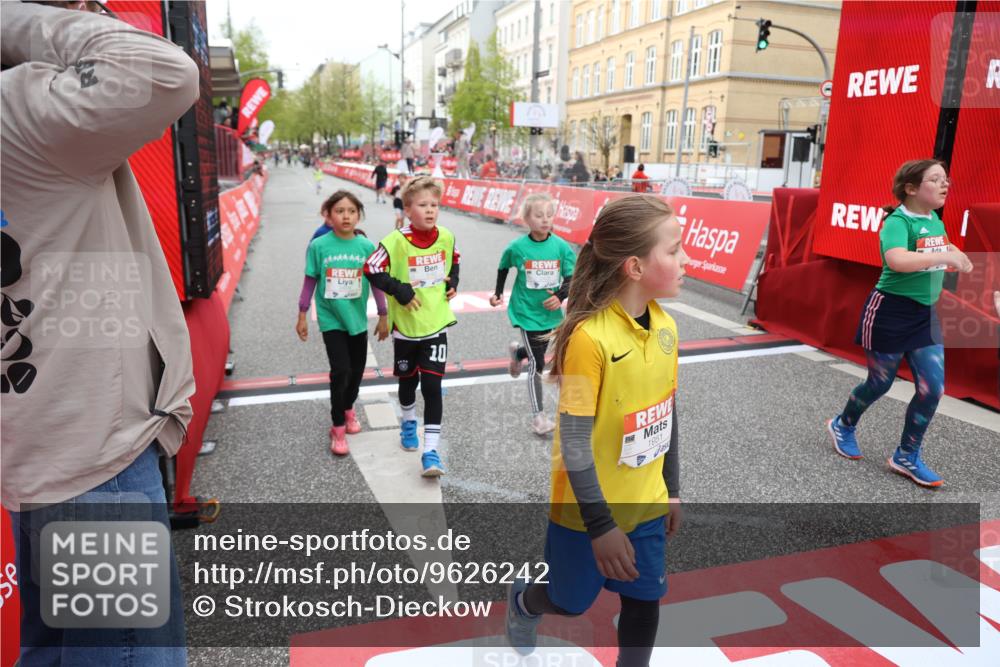 25.04.2026 - Das Zehntel Strokosch-Dieckow http://msf.ph/oto/9626242 25.04.2026 08:58:29 Ziel 1455, 1571, 1588, 1673, 1754, 1938, 1951, 1967, 1972, 2185, 2216, 2288, 2289, 2416, 2423, 2428, 2773, 2790, 2853, 3160, 3276, 3795, 3846, 3898, 4029 meine-sportfotos.de